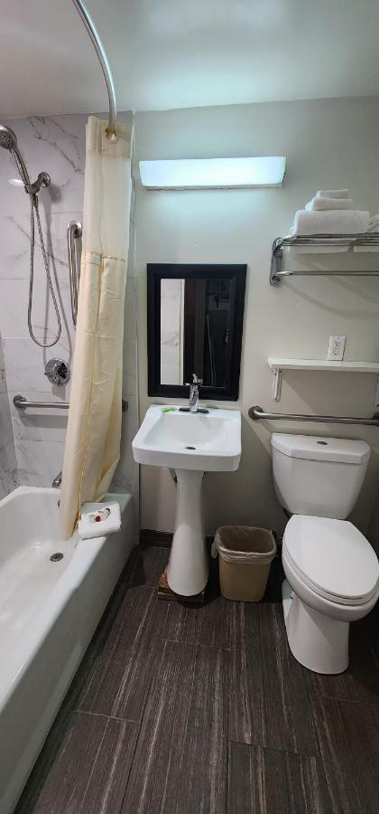 Nashoba Valley Inn & Suites Ayer Buitenkant foto