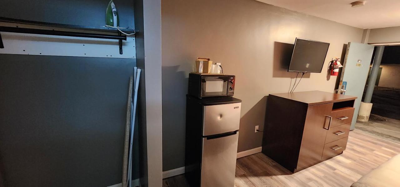 Nashoba Valley Inn & Suites Ayer Buitenkant foto