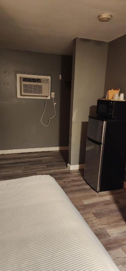 Nashoba Valley Inn & Suites Ayer Buitenkant foto