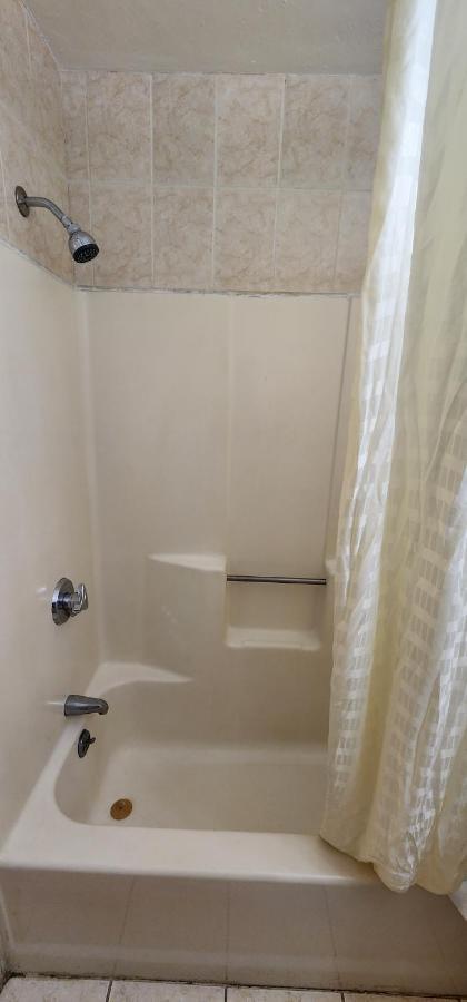 Nashoba Valley Inn & Suites Ayer Buitenkant foto