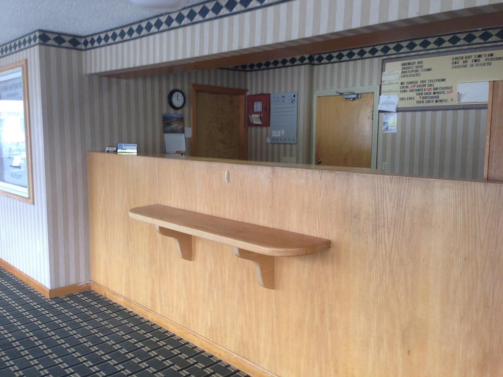 Nashoba Valley Inn & Suites Ayer Buitenkant foto